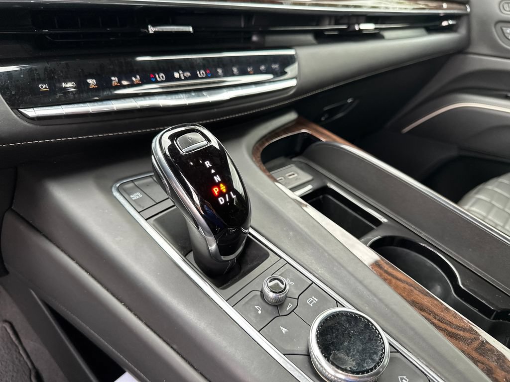 Used 2021 Cadillac Escalade Sport Platinum AWD/4WD image 27