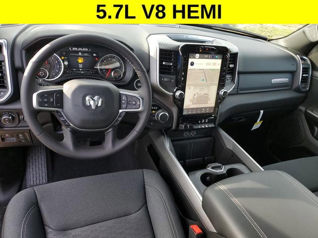New 2026 RAM 1500 4x4 Crew Cab image 7