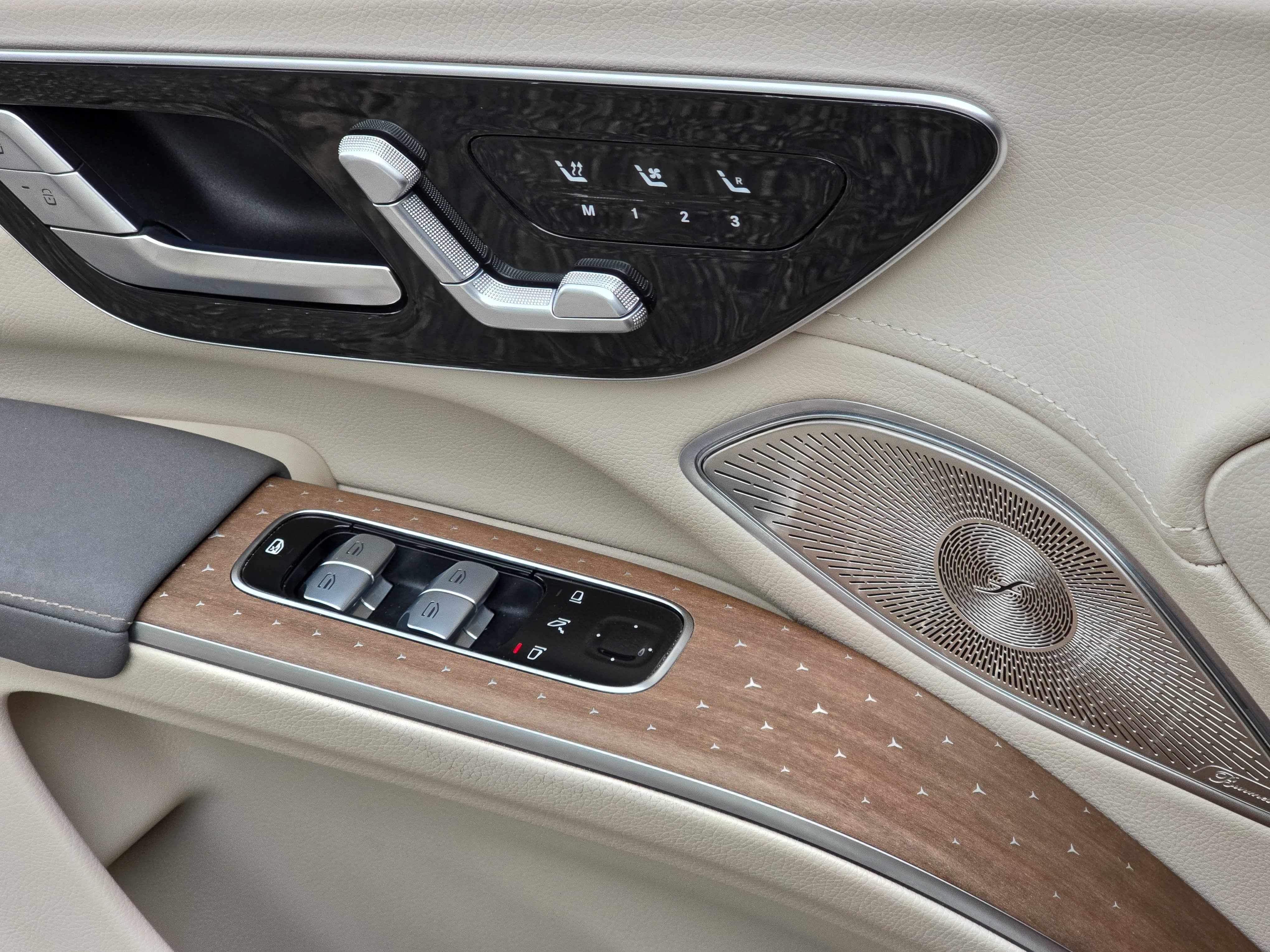 Certified 2023 Mercedes-Benz EQS 450+ SUV image 28