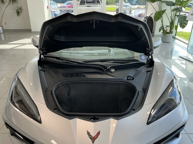 New 2027 Chevrolet Corvette Stingray Convertible w/ 2LT RWD image 18