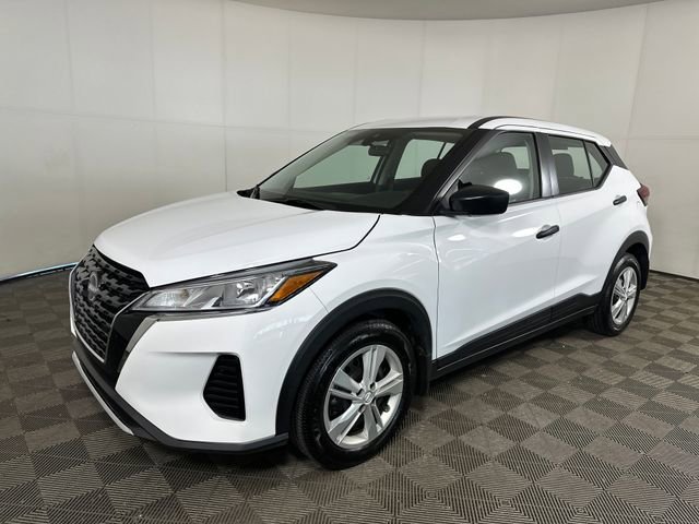 Used 2025 Nissan Kicks Play S image 7