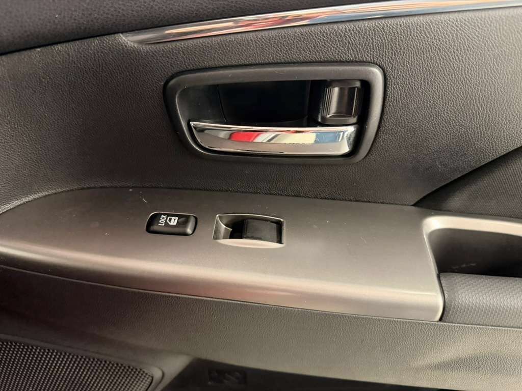Used 2019 Mitsubishi Outlander Sport ES AWD/4WD image 37