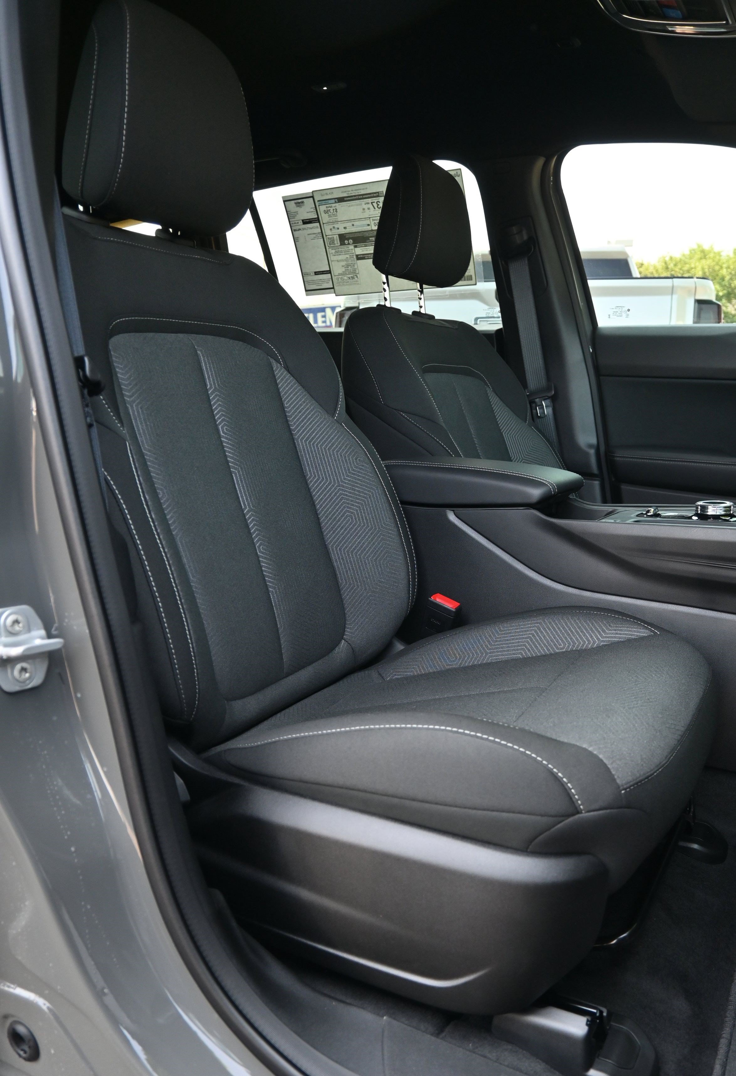 New 2026 Jeep Cherokee Laredo AWD/4WD image 31