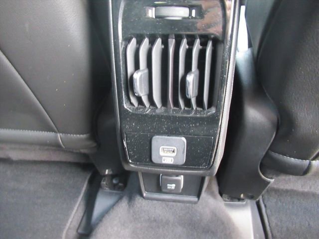 Used 2023 Jeep Compass Latitude image 14