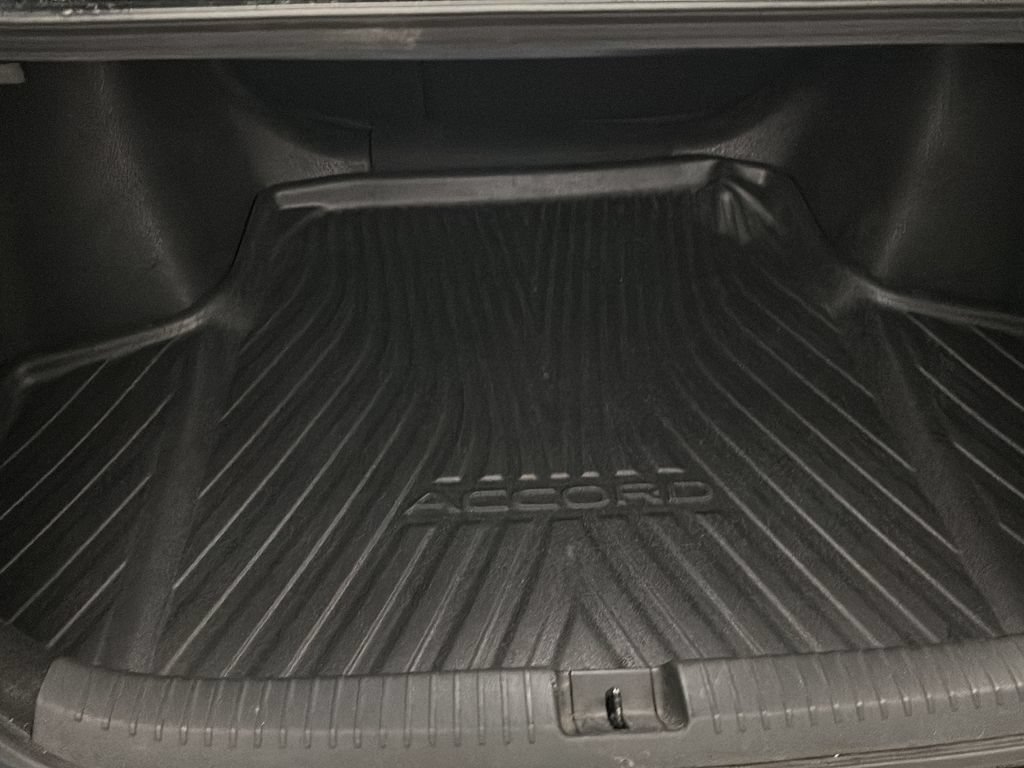 Certified 2023 Honda Accord EX image 29