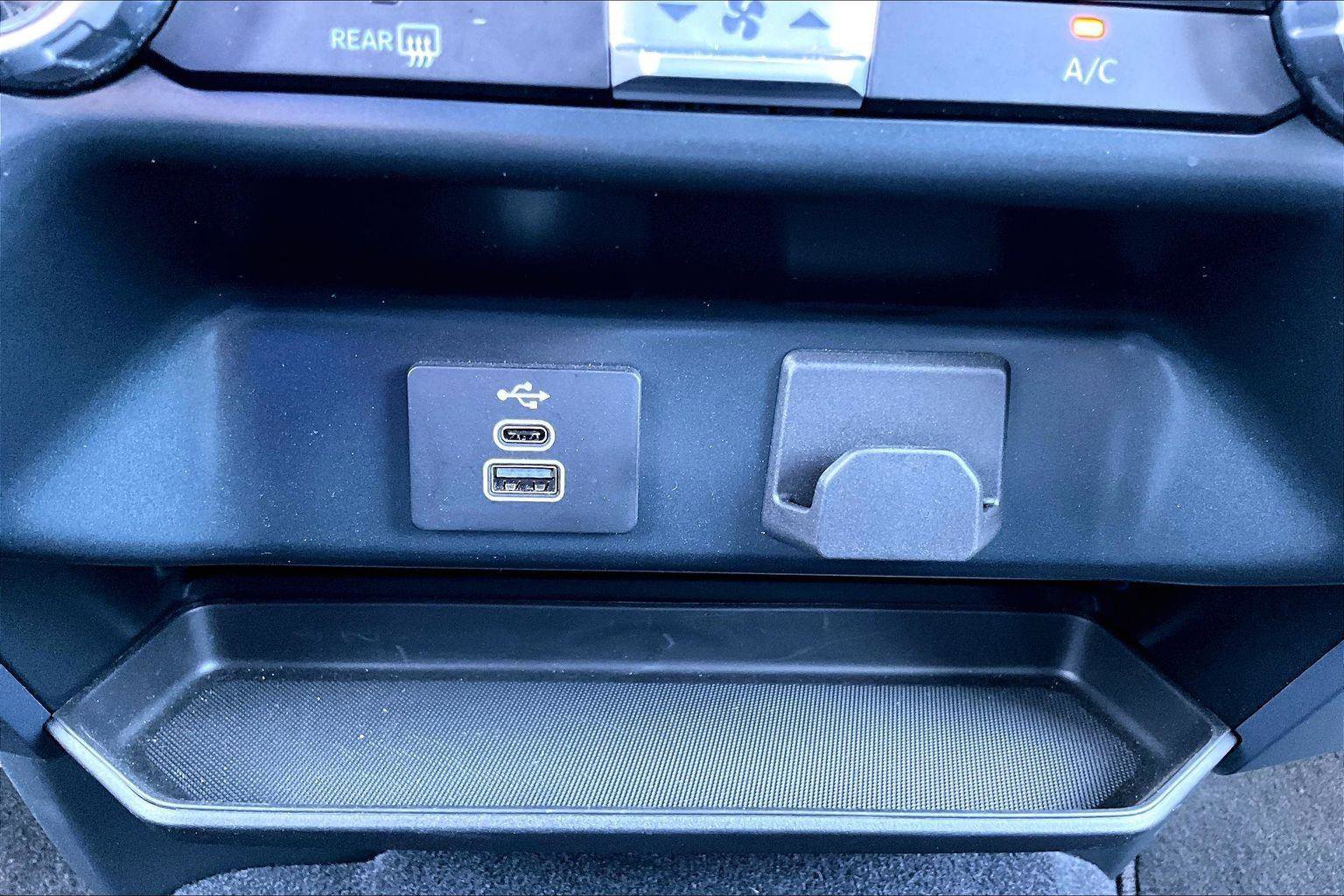 Used 2025 Ford F150 XLT w/ Equipment Group 301A Standard AWD/4WD image 35
