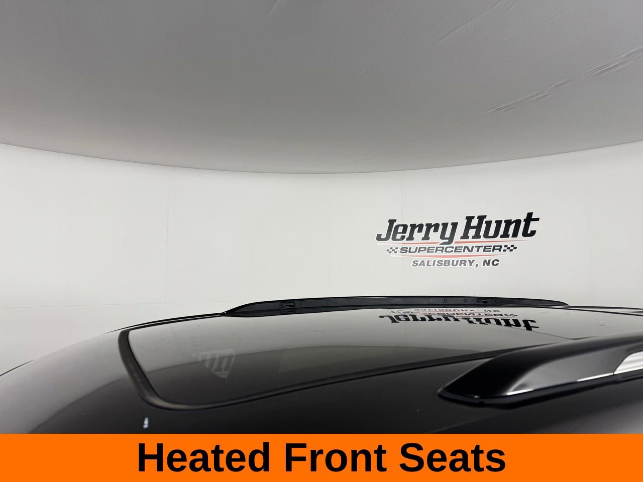 Used 2024 Jeep Grand Cherokee Overland w/ Luxury Tech Group IV image 14