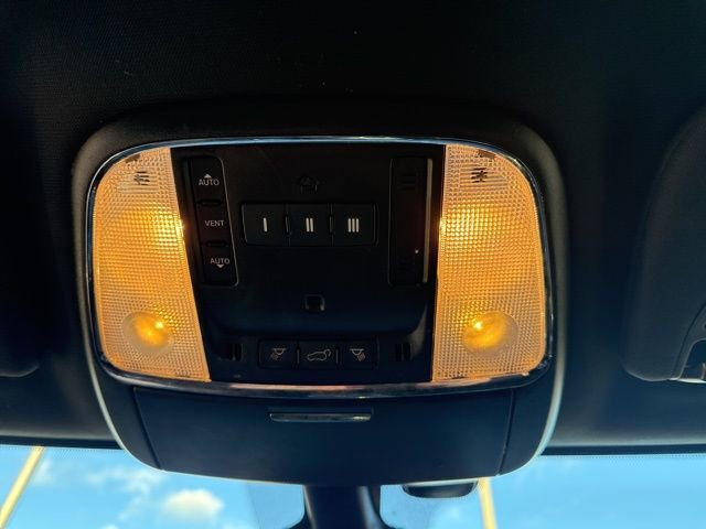 Used 2022 Jeep Grand Cherokee Limited image 30