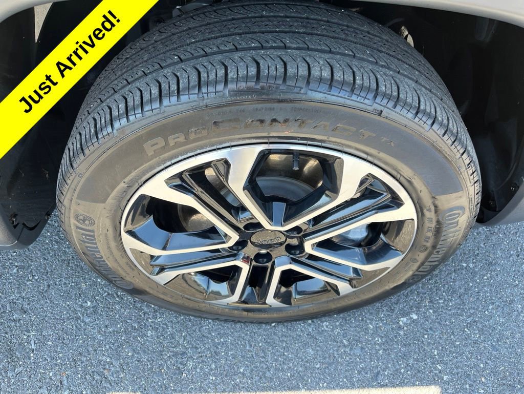 Used 2023 Jeep Compass Limited AWD/4WD image 10