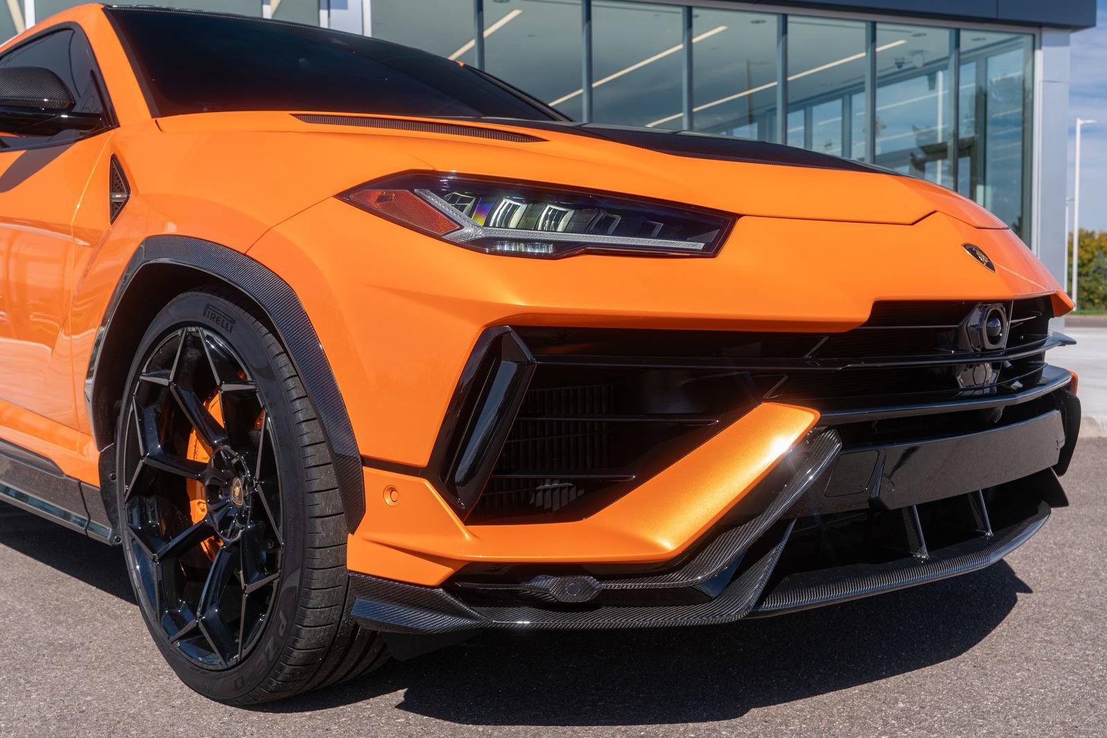 Used 2024 Lamborghini Urus Performante image 2