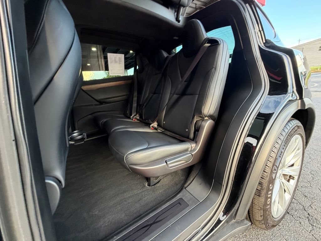 Used 2020 Tesla Model X Long Range AWD/4WD image 32