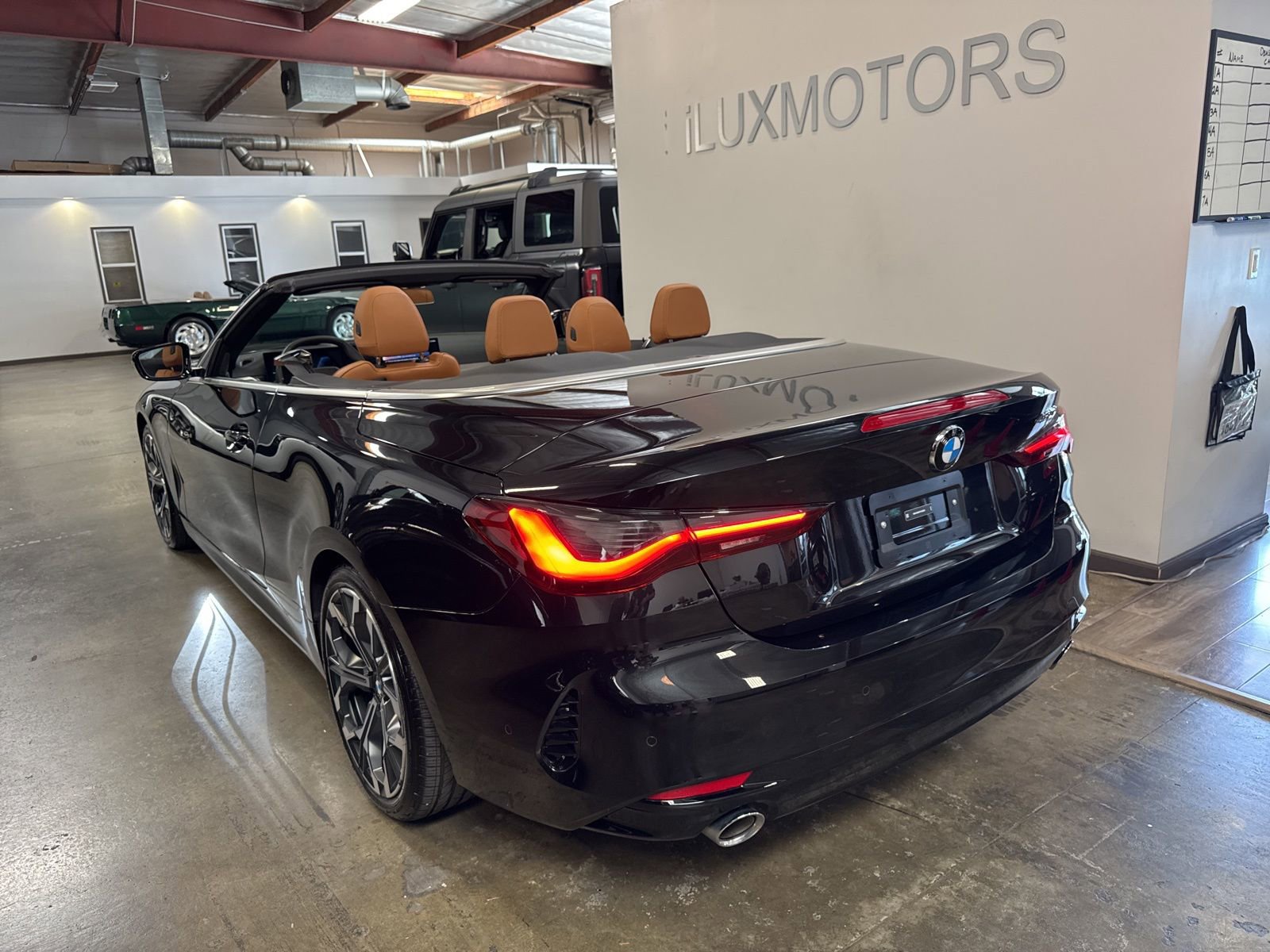 Used 2026 BMW 430i Convertible RWD image 10