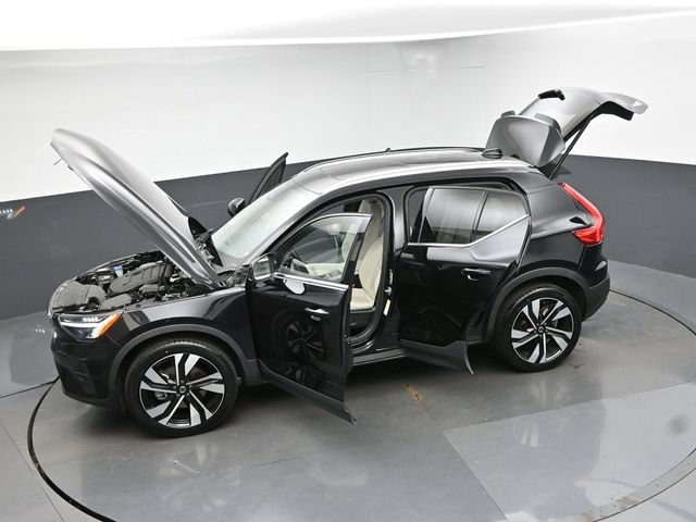 Used 2023 Volvo XC40 B5 Ultimate w/ Protection Package Premier AWD/4WD image 51