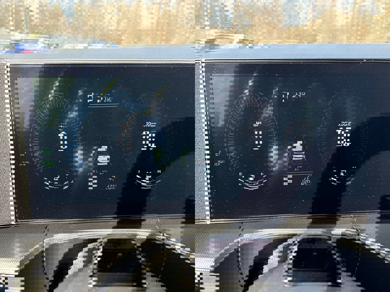 Certified 2025 Hyundai Santa Fe SEL image 16