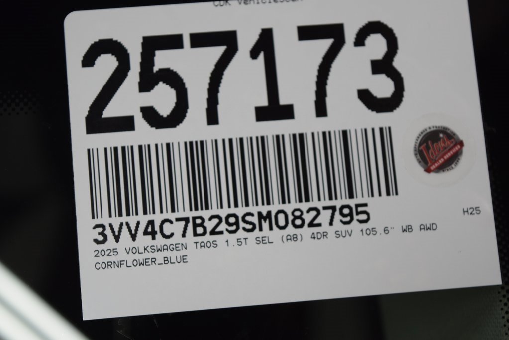 New 2025 Volkswagen Taos SEL image 16