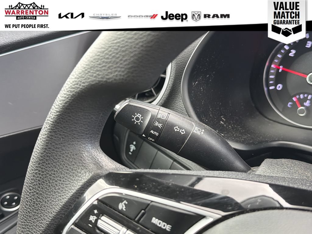 Used 2024 Kia Forte LXS FWD image 19