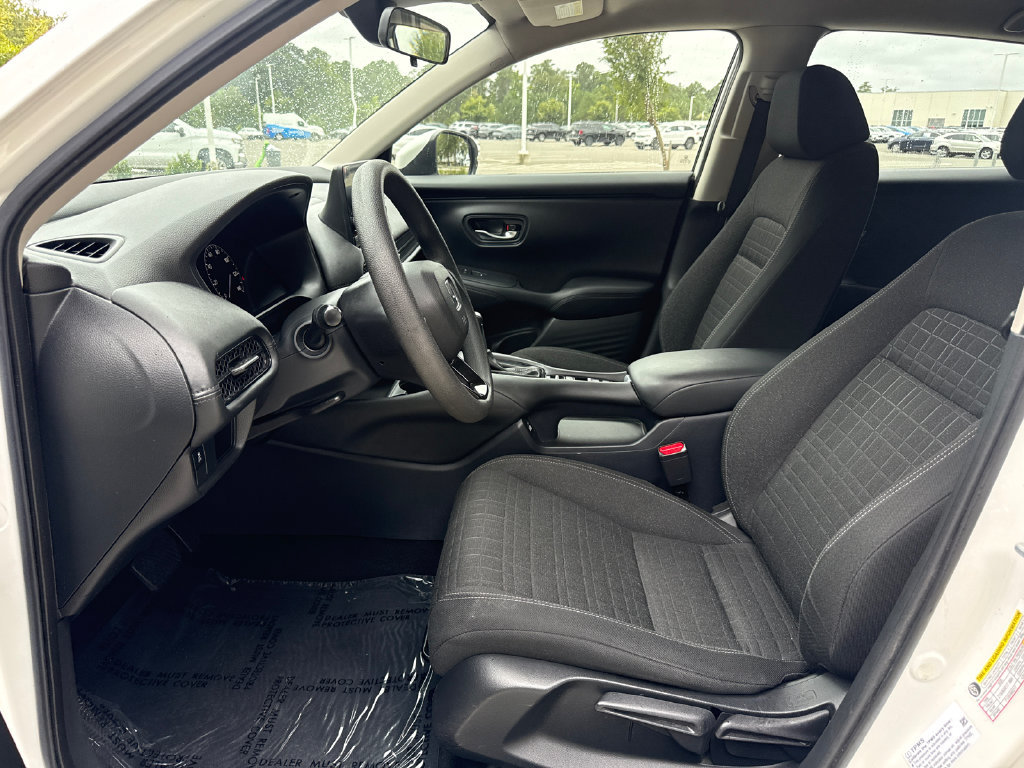 Certified 2023 Honda HR-V LX image 13