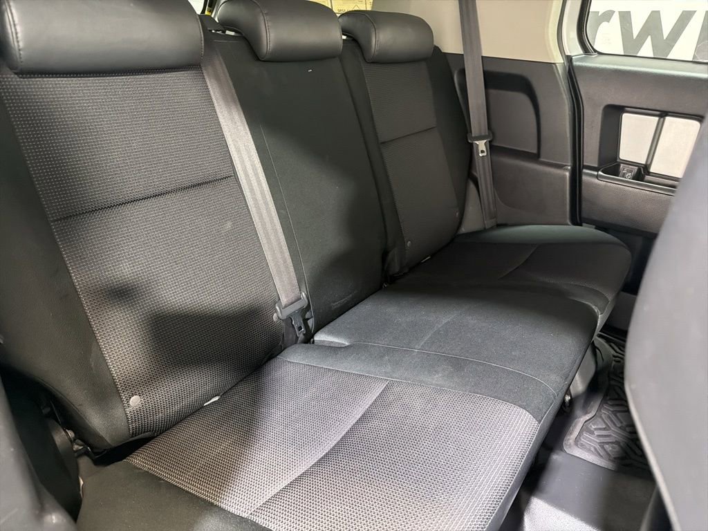 Used 2008 Toyota FJ Cruiser 4WD image 5