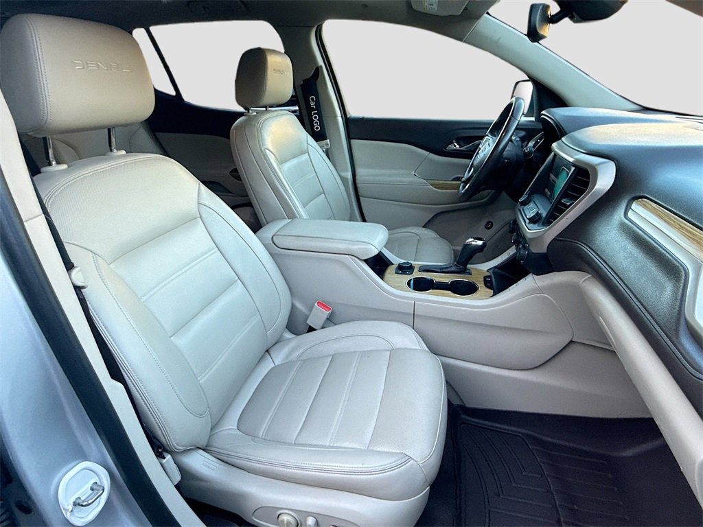 Used 2017 GMC Acadia Denali w/ Technology Package image 33