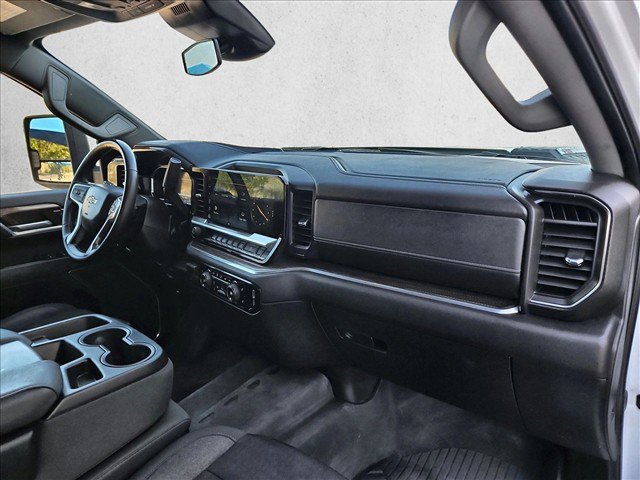 Used 2024 Chevrolet Silverado 2500 LT AWD/4WD image 22