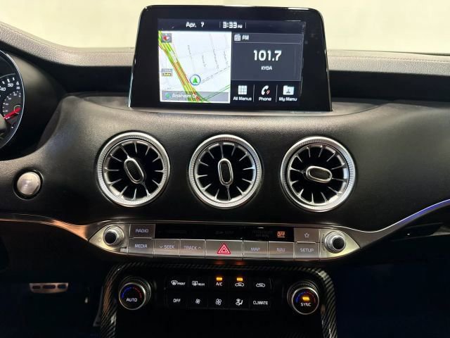 Used 2019 Kia Stinger GT1 image 20