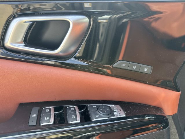 Used 2022 Kia Carnival SX FWD image 26