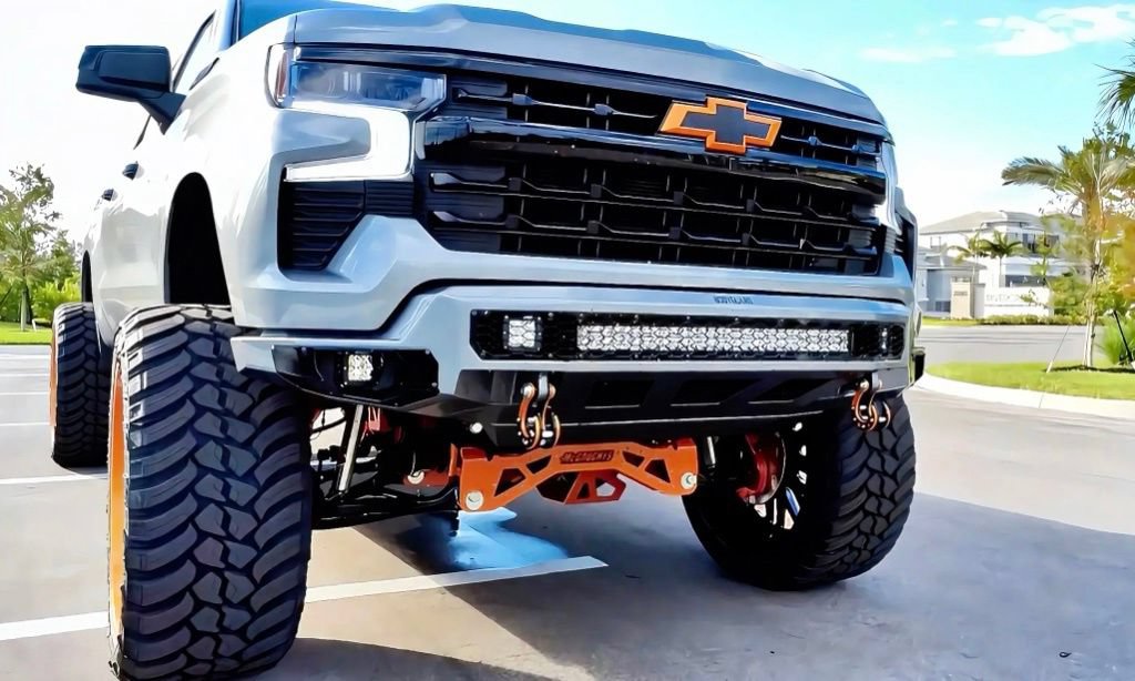 Used 2025 Chevrolet Silverado 1500 LT Trail Boss AWD/4WD image 29