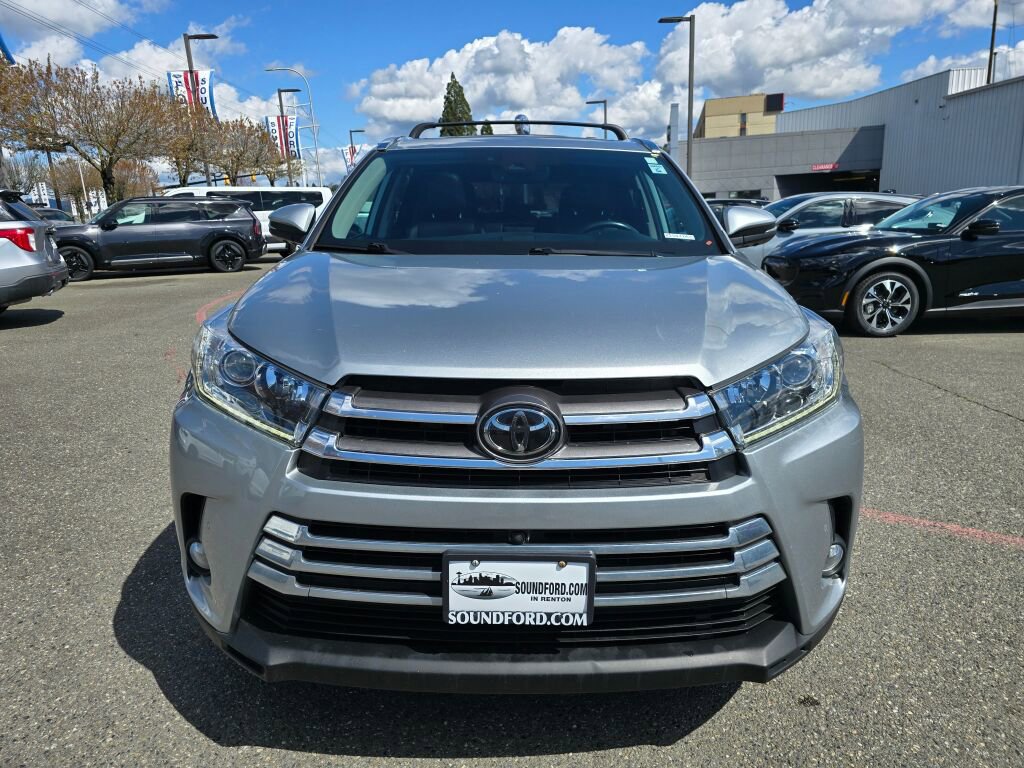 Used 2018 Toyota Highlander Limited Platinum AWD/4WD image 2