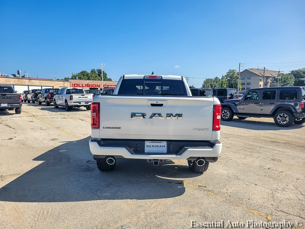 New 2027 RAM 1500 Laramie w/ Laramie Preferred Package AWD/4WD image 11