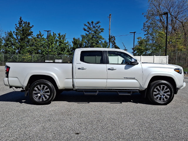 Used 2022 Toyota Tacoma Limited AWD/4WD image 10