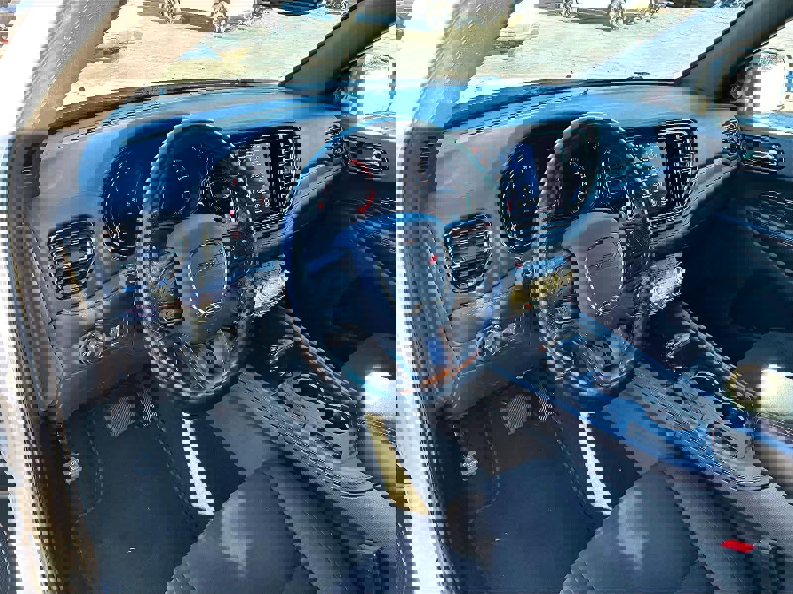 Used 2023 Dodge Durango GT image 8