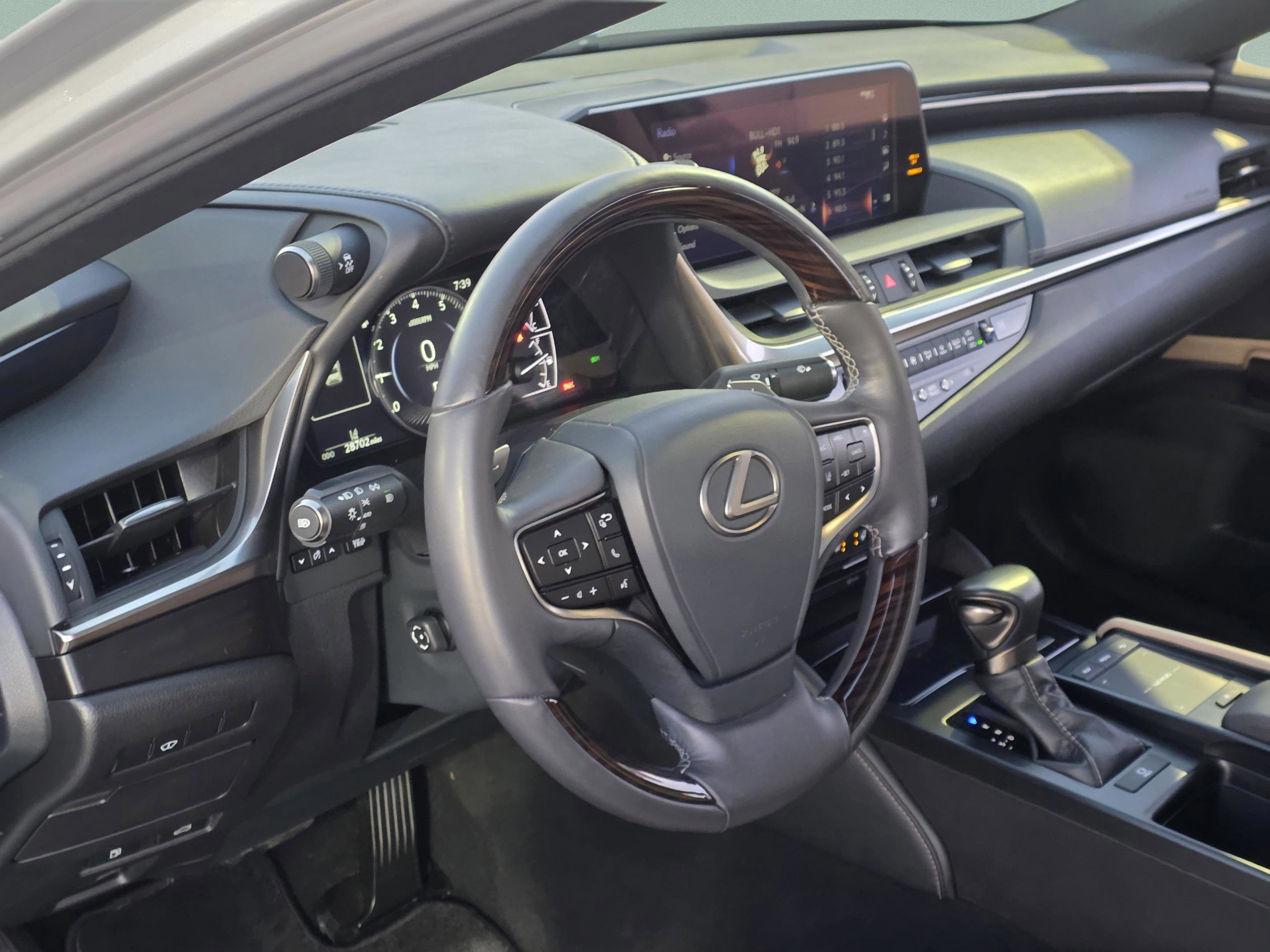 Used 2019 Lexus ES 350 image 11