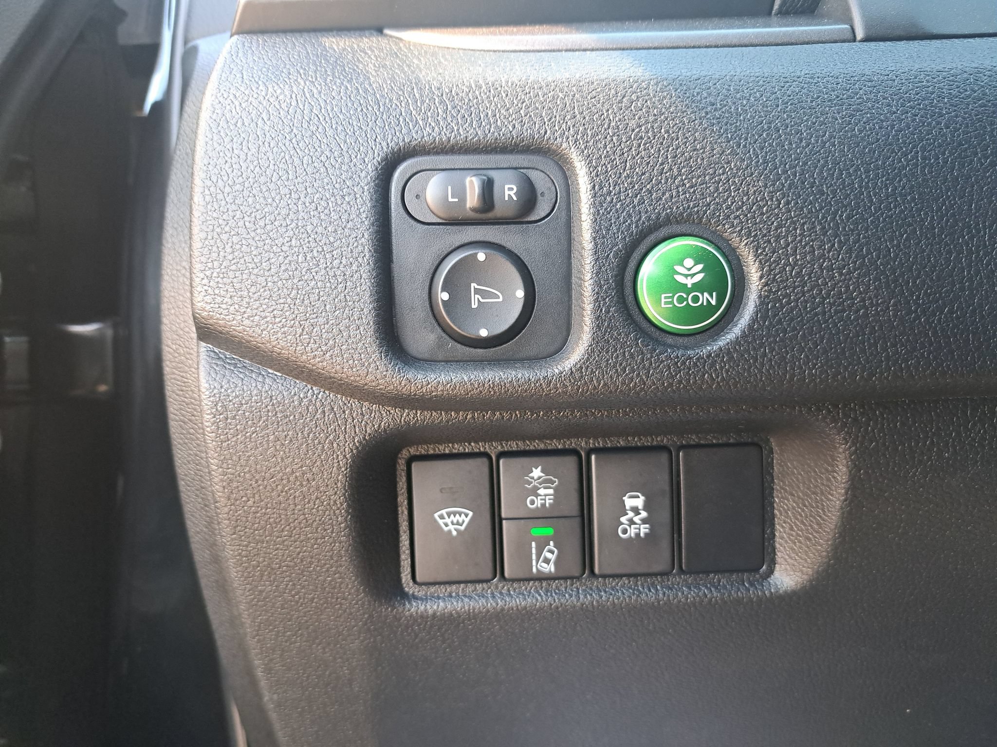 Used 2020 Honda Pilot LX image 24