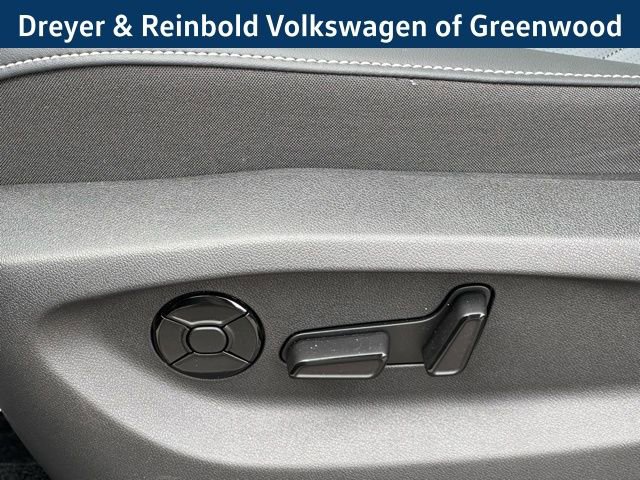 New 2026 Volkswagen Tiguan SE AWD/4WD image 25