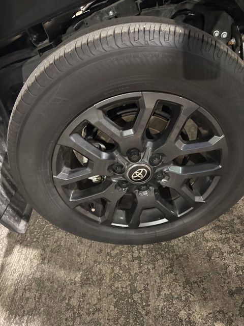 Used 2025 Toyota Tundra Platinum image 29