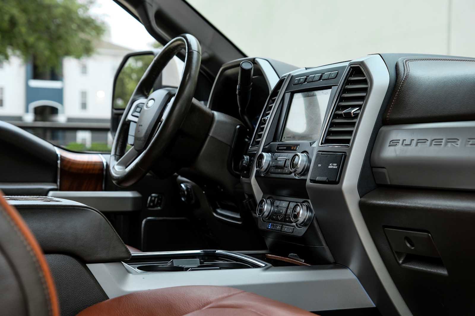 Used 2019 Ford F450 King Ranch w/ King Ranch Ultimate Package image 29