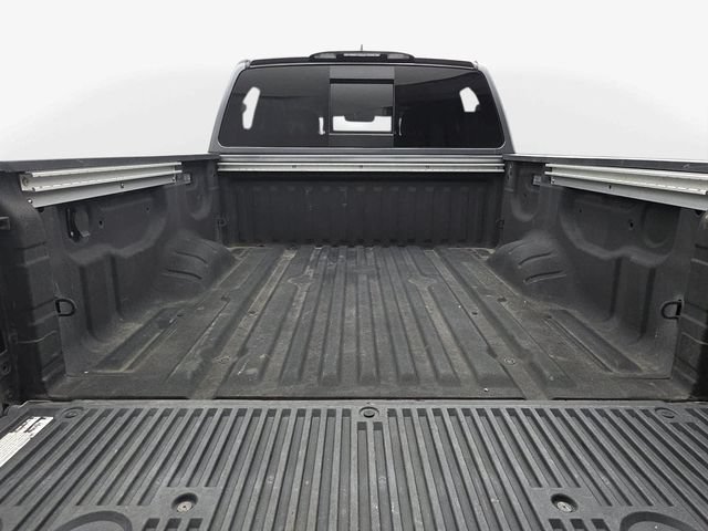 Used 2023 Nissan Titan SV w/ SV Convenience Package AWD/4WD image 30