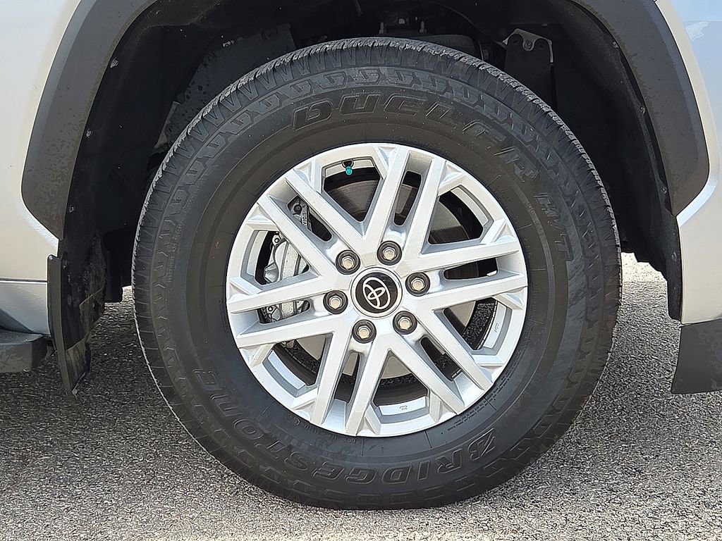 Used 2024 Toyota Sequoia SR5 w/ SR5 Premium Package AWD/4WD image 8