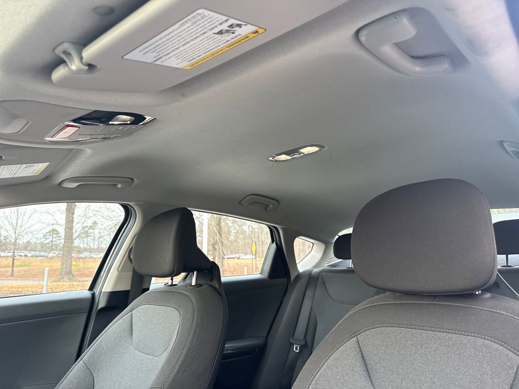 Used 2025 Kia K4 LXS image 25