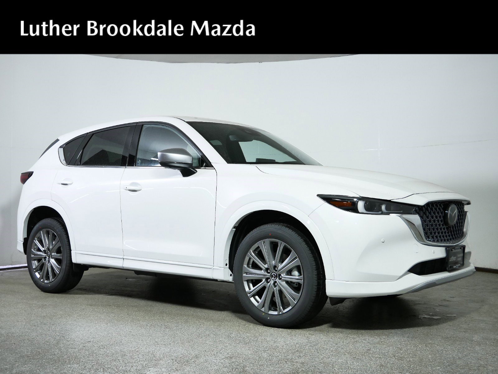 New 2025 MAZDA CX-5 Signature