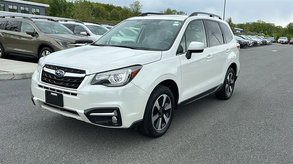Used 2017 Subaru Forester 2.5i Limited AWD/4WD image 3