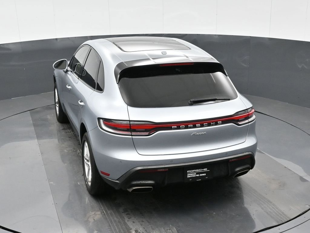 Certified 2022 Porsche Macan image 28