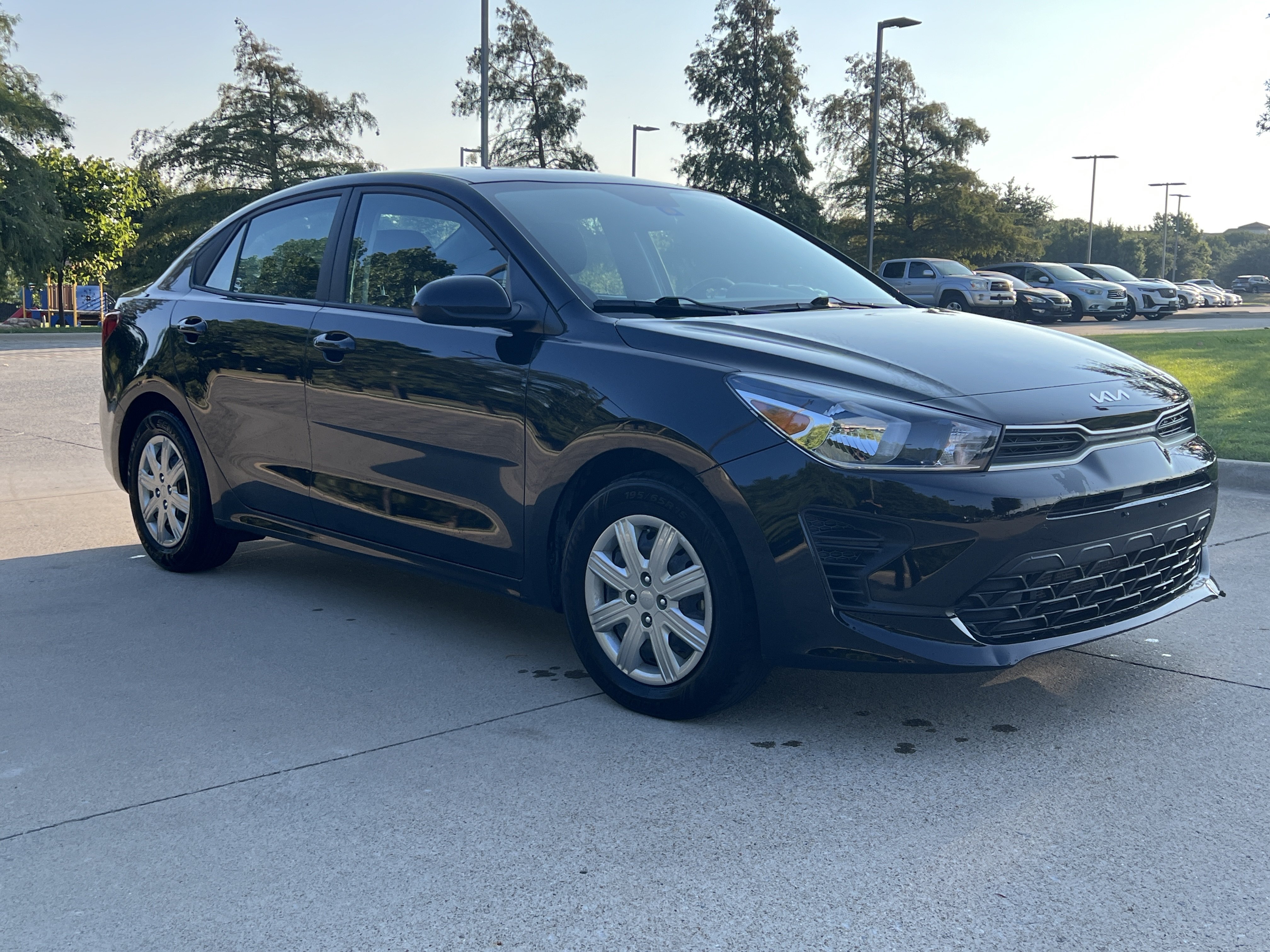 Used 2023 Kia Rio LX FWD image 2
