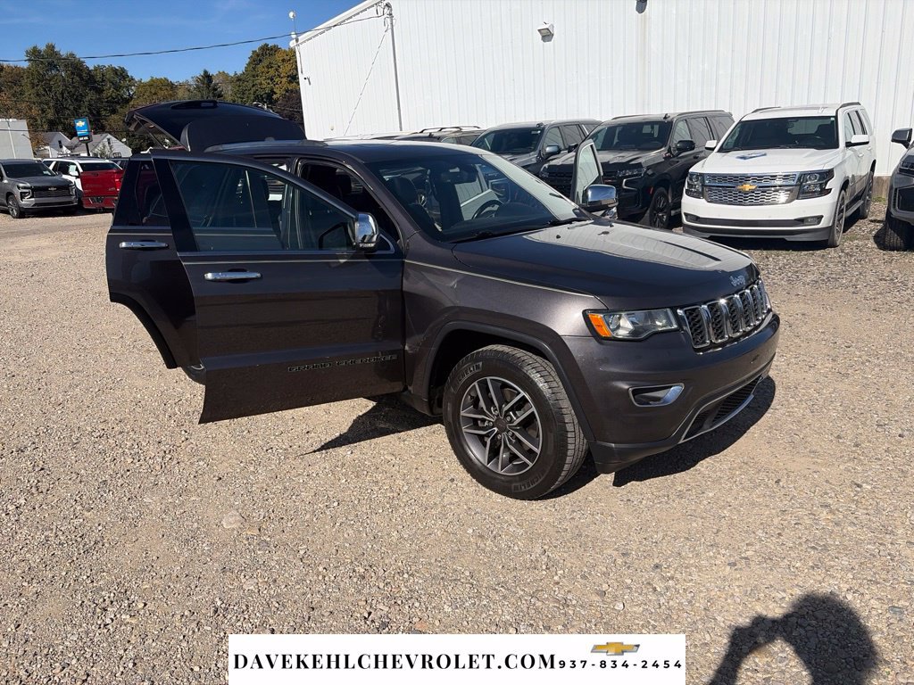 Used 2020 Jeep Grand Cherokee Limited AWD/4WD image 32