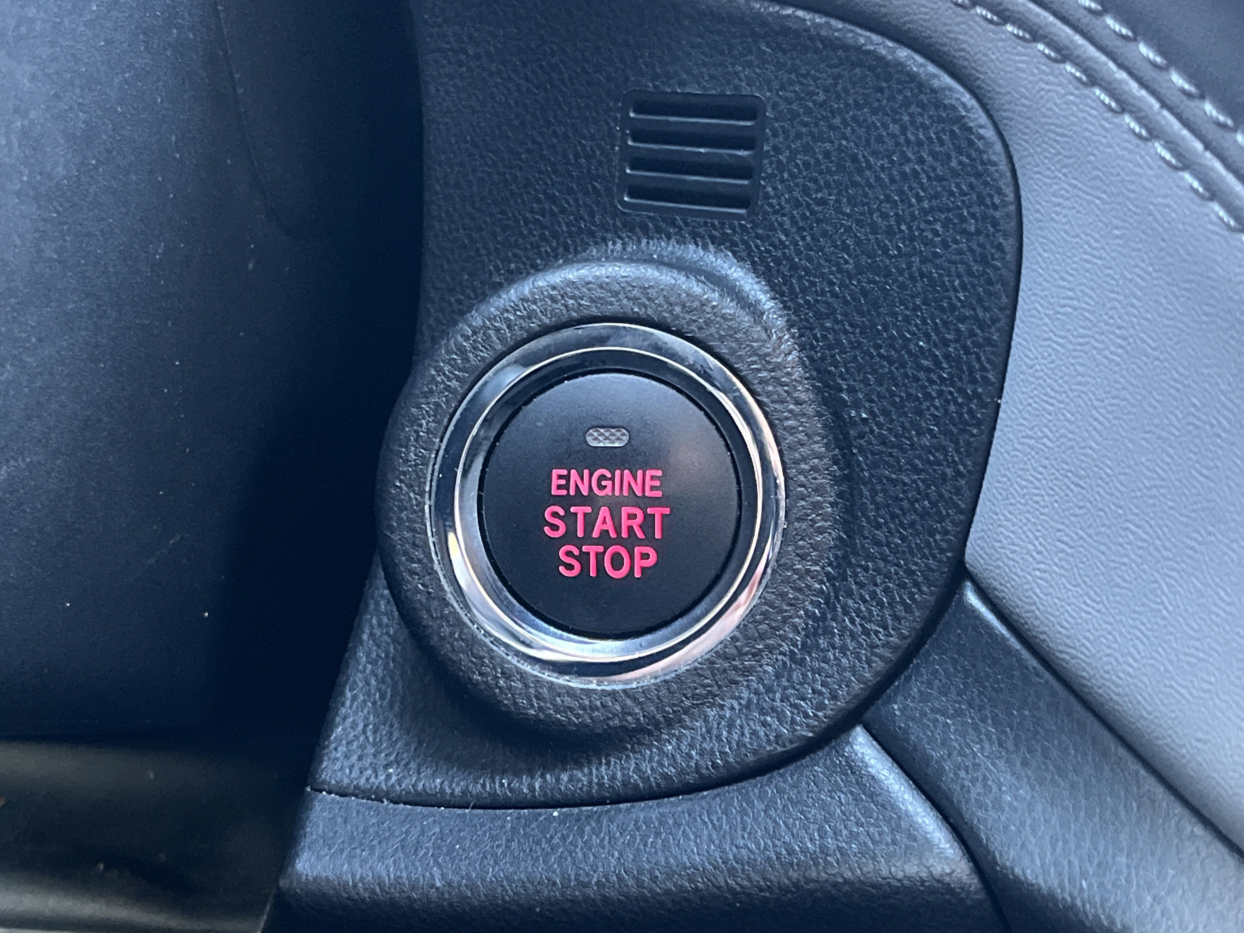 Used 2022 Subaru Outback Limited image 8