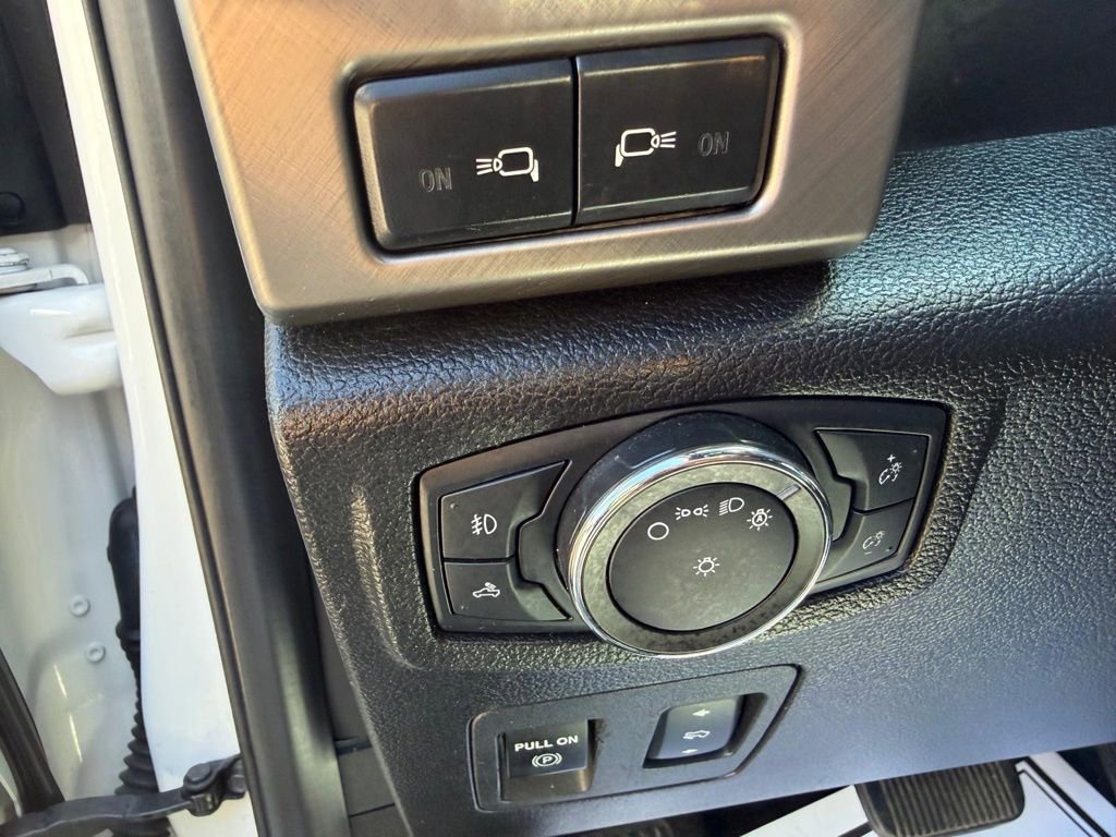 Used 2018 Ford F150 Limited w/ Trailer Tow Package image 14