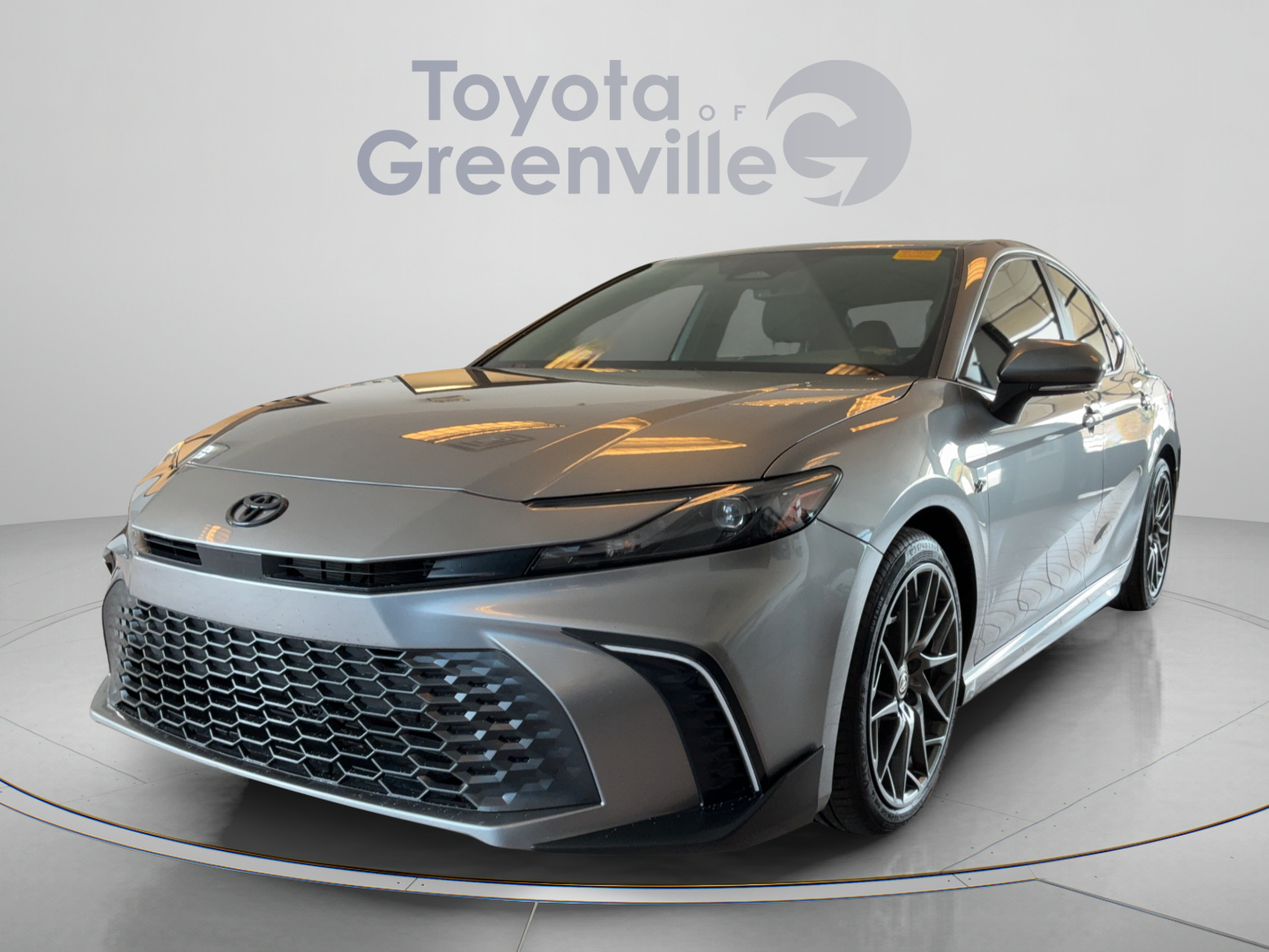 Used 2025 Toyota Camry SE w/ Convenience Package