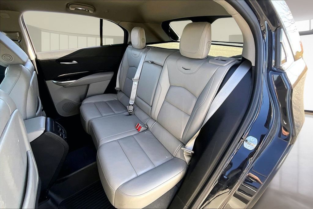 Used 2023 Cadillac XT4 Premium Luxury image 28