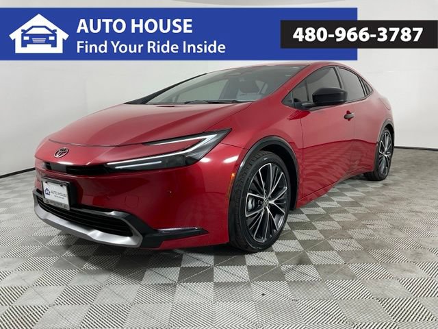 Used 2025 Toyota Prius XLE FWD image 1