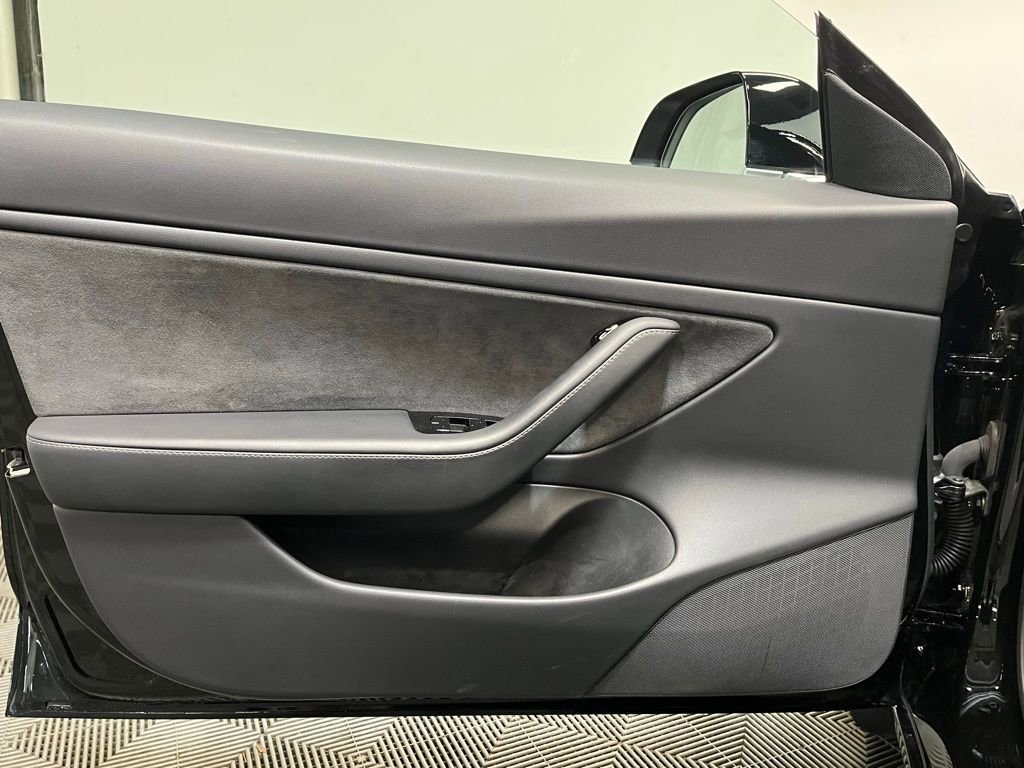 Used 2020 Tesla Model 3 Long Range image 13